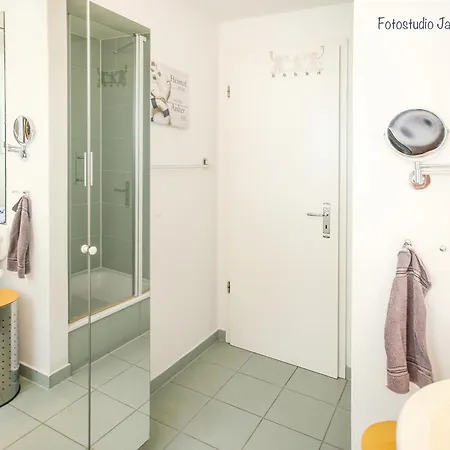 Strandstraße 16 25 Apartment